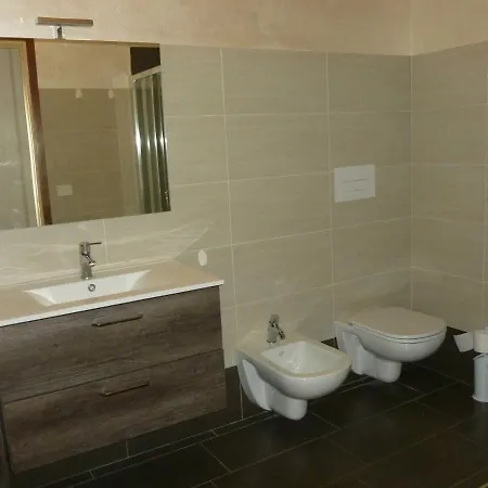 Casa Teodoro - Katia & Denise * טיניאלה